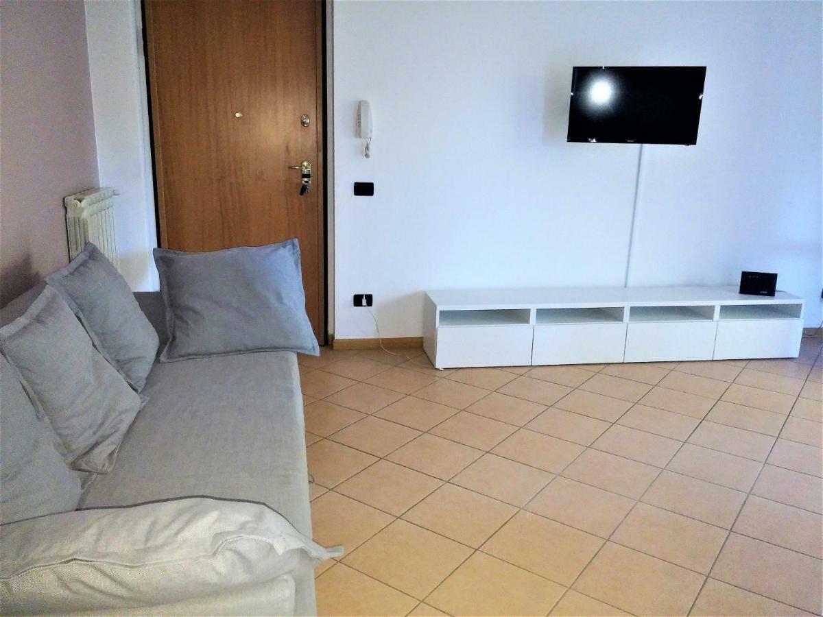 Bramasole Lake Villa Desenzano del Garda Buitenkant foto