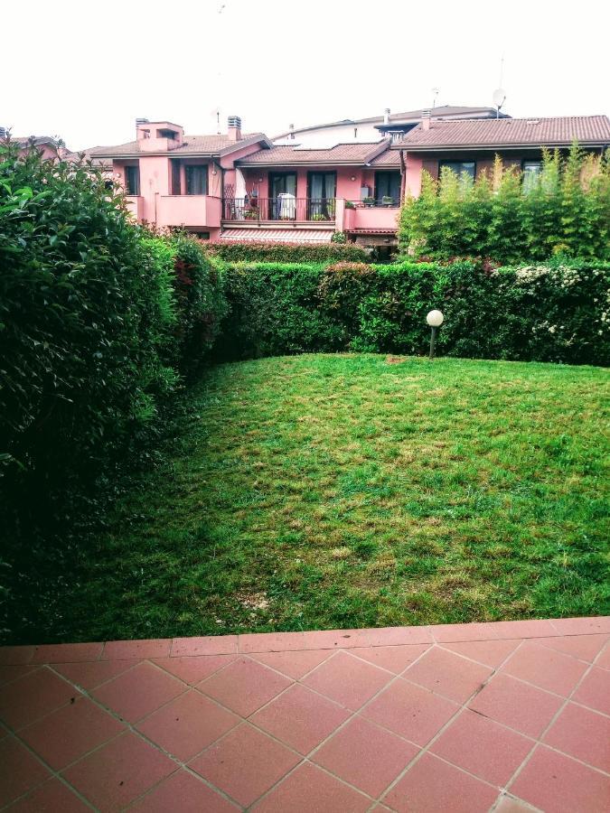 Bramasole Lake Villa Desenzano del Garda Buitenkant foto